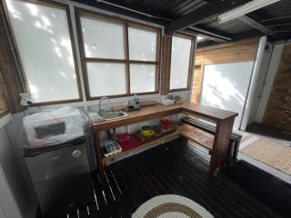 Hotu's Bungalow - 9