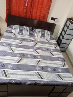 Private room with attached washroom - Comfortable and Relaxing Stay - 1