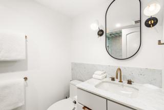 Chateau Eau Claire Unit 20, Luxury, Riverside Condo with Private Patio & Upgraded Kitchen - 4