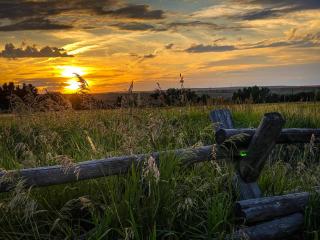 Golden Eagle Getaway w/Hot Tub! - 2