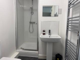 Heatrow central suites - Colnbrook - 9