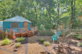 Unplugged Retreat! Unique Yurt with Deck in Smokies - 6
