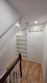 2 Bedroom Flat - With Balcony - Londra - 1