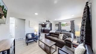 Large family home near Hidden Lake - 0