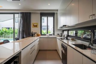 Chantra Rawai | Luxury Modern & Pool Villa - 8