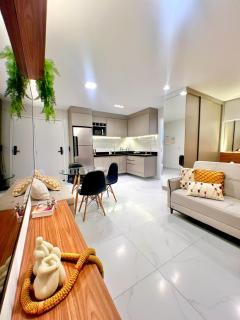 Flat Luxo com Coworking, Academia e Rooftop - WiFi 1Gb - Beira Mar 4 min - 8