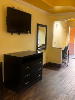 Pearl Inn - Houston - 2