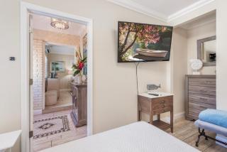 Private Villa With Courtyard - Clearwater - 5