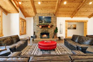 Luxury Heavenly Lodge Big Bear~ Hot Tub + Pool Table - Big Bear Lake - 6