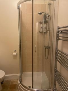 Charming 1 Bed Apartment - 4