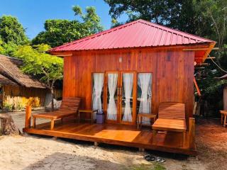 Alisya Beach House Bara - - 0