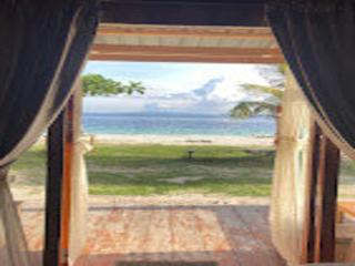 Alisya Beach House Bara - - 2