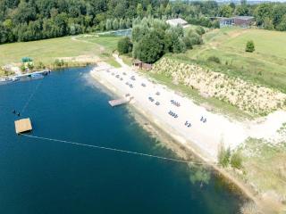 The Brookside Escape - - 4
