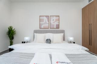 Magnificent 2BR at Dubai Marina - 3