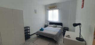 Habitación Matrimonio Espaciosa en Vivienda Compartida - 0