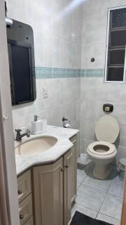 Apartamento 50m da PUC - 1