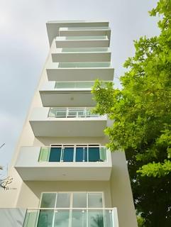 Beachside Heaven Sea View 1bdrm Apartment - 9