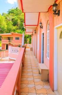 Carolyn's View Guesthouse - Port of Spain - 2