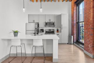 Riverfront Loft - Gym Cafe - G203 - Saint Louis - 5