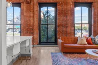 Riverfront Loft - Gym Cafe - G203 - Saint Louis - 4