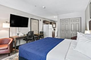Baymont by Wyndham Ocala Suites - Ocala - 6