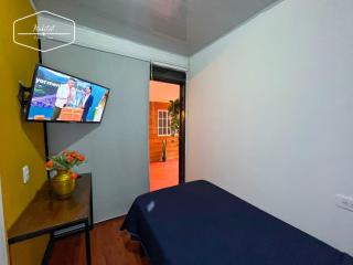 Hotel Habitat Hospedaje - 3