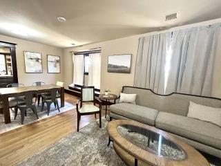 Downtown Location With Washer and Dryer. - 3