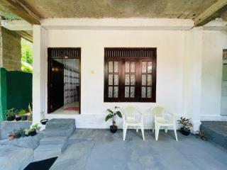 Kenashi Green Villa - Weligama - 4