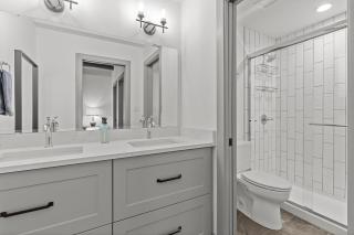 Brick & Bed, Riverfront Lofts in Saint Louis - 5