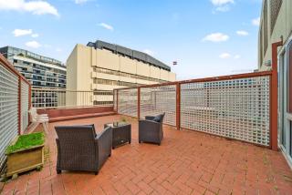 Central ACT Studio with Indoor Pool and Gym - Canberra - 9