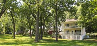 Cypress River Inn & Spa - 1