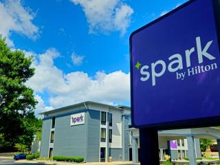 Spark by Hilton Alpharetta Roswell - 2
