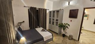 AIr Room by Hexa Stays - 8