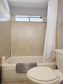 Near Strip Airport Chinatown Cozy Condo 20 - 9