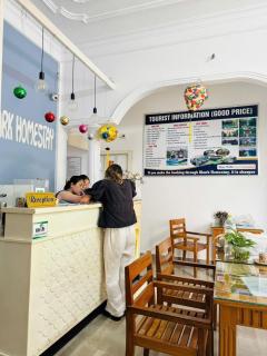 Shark Homestay - 4