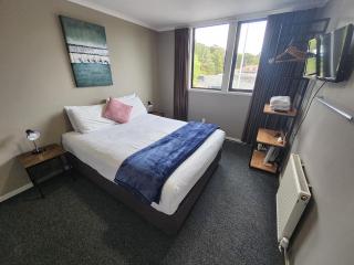 LKNZ Lodge & Cafe - 8