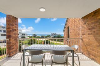 Pacific Gables 8 - 8