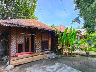 Herbs Guest House and Restaurant near the Sea - Moalboal - 2
