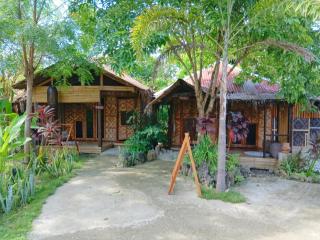 Herbs Guest House and Restaurant near the Sea - Moalboal - 5