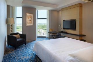 Sheraton Changchun Jingyuetan Hotel - 5