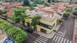 Sobrado encantador no centro, ar cond e vaga - 4