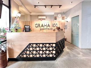 Sans Hotel Syariah Graha 100 Gubeng Surabaya - 4