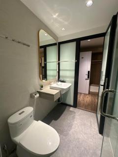 The Harmony Hotel Riverside - 8