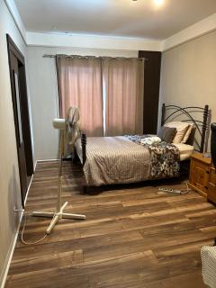 Private Room Not Entire Apt Steps DownTown 18Mins Airport - 7