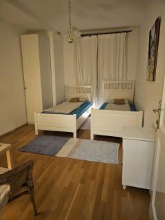 2 min Center Just In, Old Town Walk private room B - 1