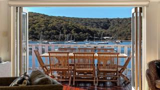'Torcello - Waterfront on the Bay' by Accom Holidays - 6