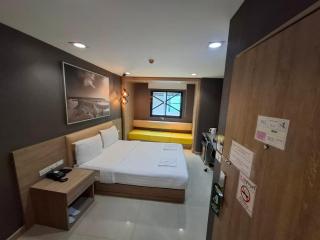 Collection O Pratunam 19 Hotel - 0