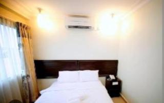 Bintang - - 4