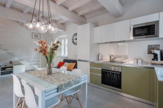 Charming Tuscan Stone House - 4