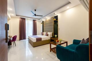 PK Boutique Hotel Noida Expressway - Noida - 7